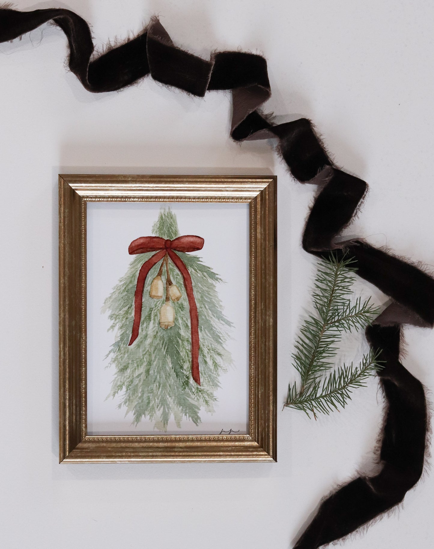 A Festive Garland Print